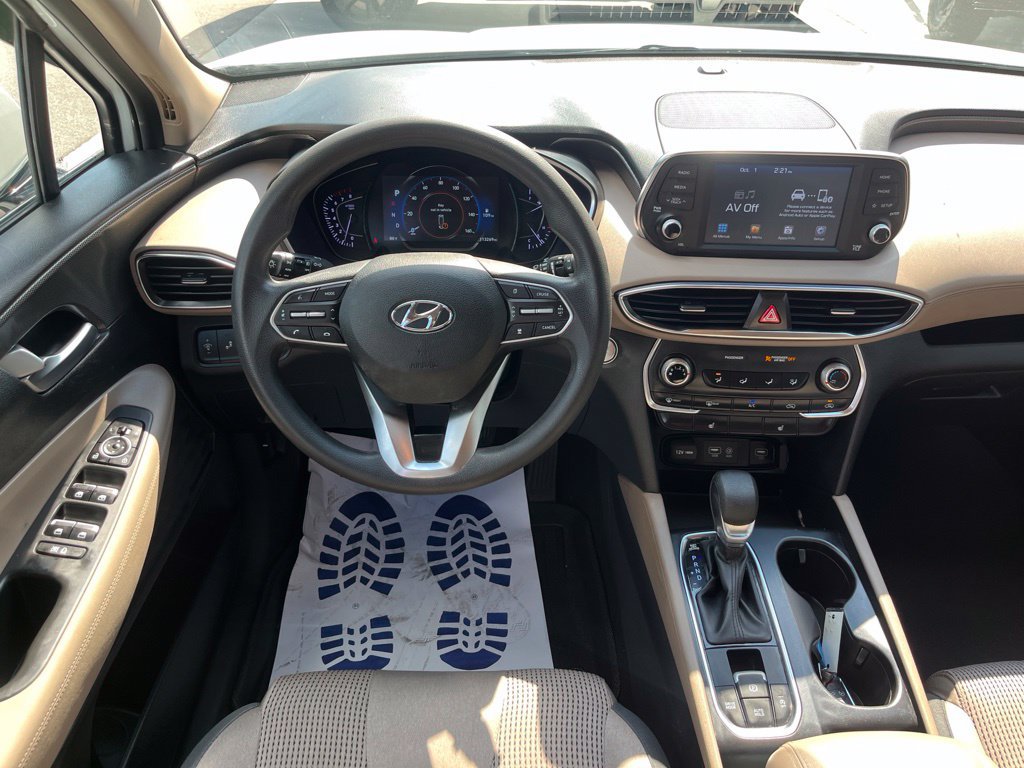 Used 2019 Hyundai Santa Fe SEL FWD image 13