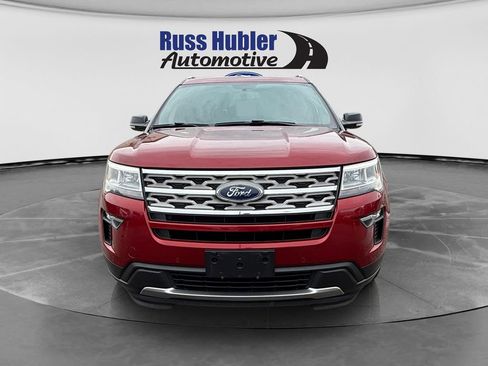 Used 2018 Ford Explorer XLT w/ Equipment Group 202A AWD/4WD image 10