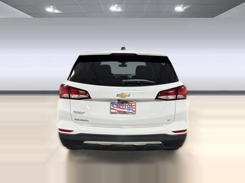 Used 2022 Chevrolet Equinox LT FWD image 10
