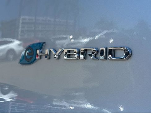 Used 2022 Chrysler Pacifica Limited image 43