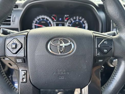 Used 2018 Toyota 4Runner TRD Off-Road Premium image 22