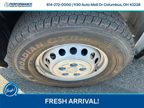 Used 2025 RAM ProMaster 1500 w/ Safety Group FWD image 10