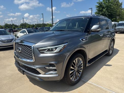 Used 2019 INFINITI QX80 Luxe w/ 22" Wheel Package AWD/4WD image 8