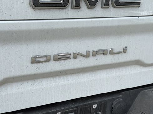 Used 2025 GMC Sierra 3500 Denali Ultimate image 19
