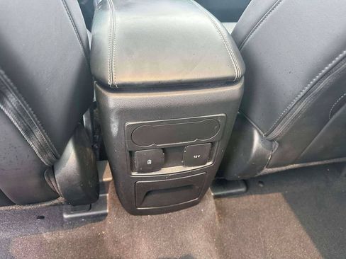 Used 2023 Ford Explorer XLT w/ Equipment Group 202A AWD/4WD image 12