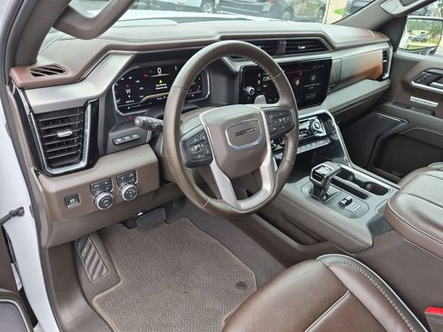 Certified 2024 GMC Sierra 1500 Denali w/ Denali Reserve Package AWD/4WD image 8