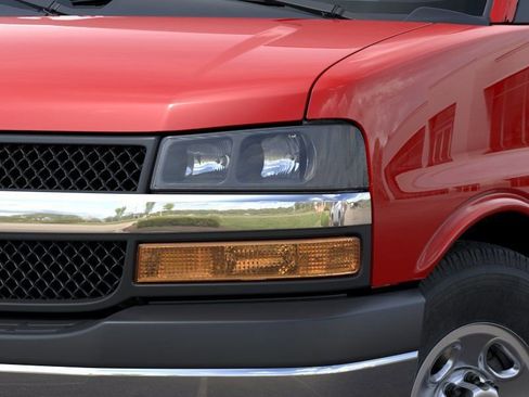 New 2026 Chevrolet Express 2500 w/ Driver Convenience Package RWD image 10