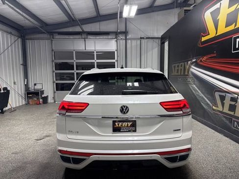 Used 2023 Volkswagen Atlas Cross Sport SEL Premium R-Line AWD/4WD image 15