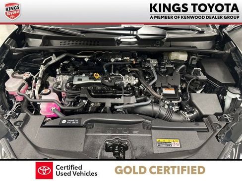 Certified 2025 Toyota Prius XLE FWD image 26