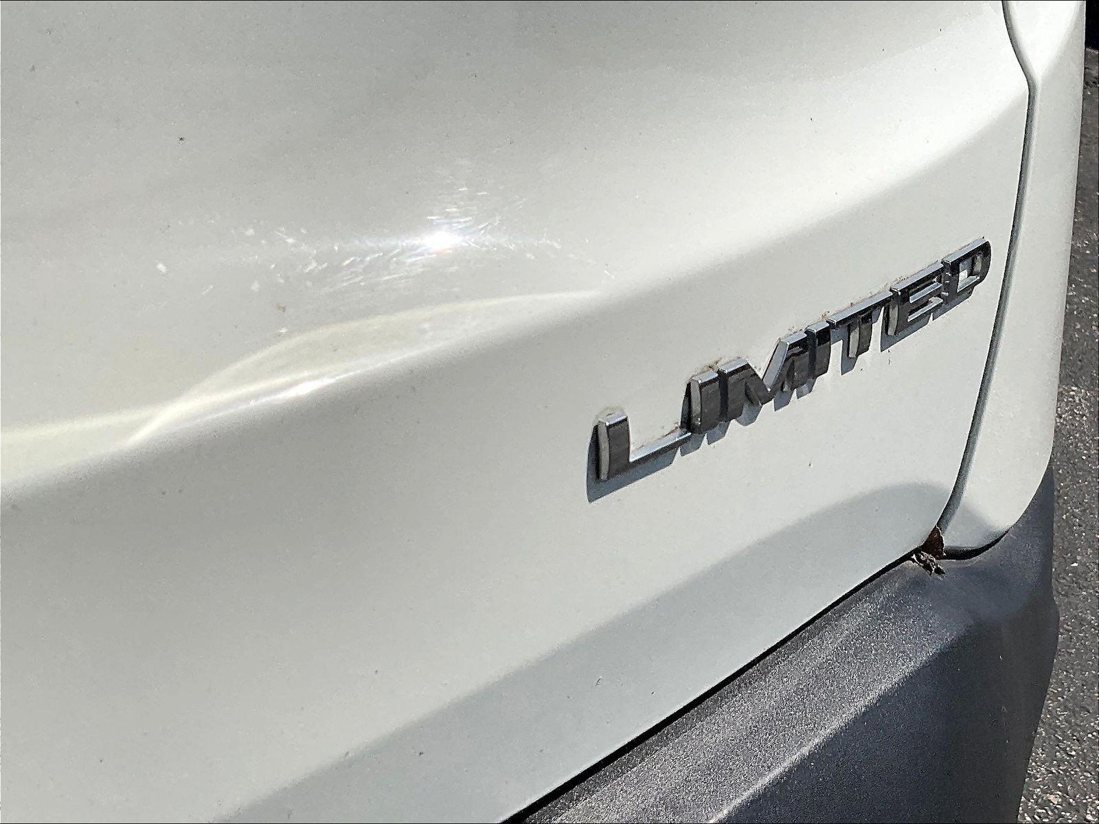 Used 2016 Jeep Renegade Limited AWD/4WD image 24