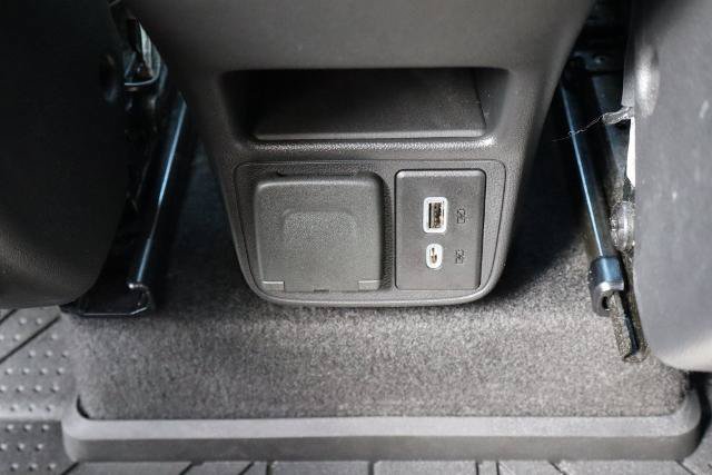 Used 2021 Chevrolet TrailBlazer RS w/ Convenience Package FWD image 29