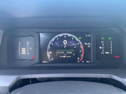 Used 2024 Toyota Tacoma SR5 image 6