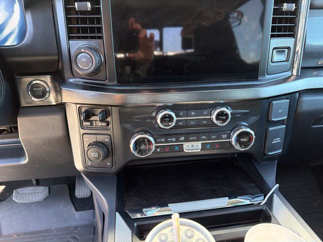 Used 2024 Ford F250 Lariat w/ Lariat Ultimate Package AWD/4WD image 36