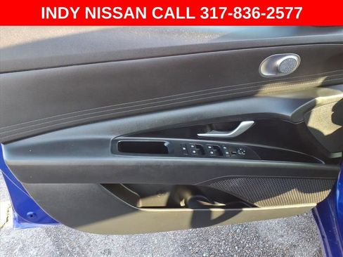 Used 2021 Hyundai Elantra SEL image 5