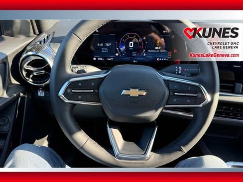 New 2026 Chevrolet Equinox LT w/ Safety and Technology Package image 41