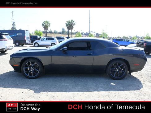 Used 2019 Dodge Challenger SXT w/ Plus Package RWD image 4
