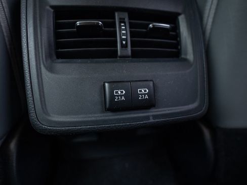 Used 2019 Toyota Avalon XSE image 39