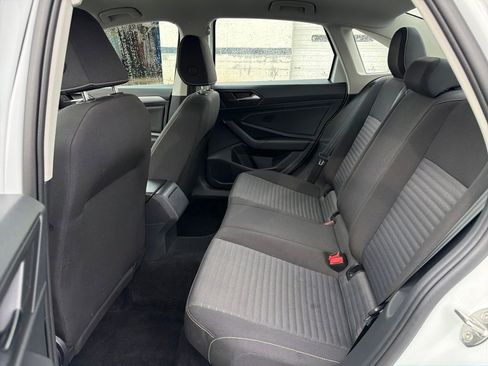 Used 2025 Volkswagen Jetta S image 10