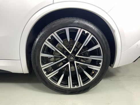 Used 2023 Maserati Grecale Modena image 13