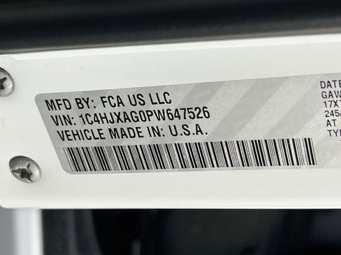 Used 2023 Jeep Wrangler Sport AWD/4WD image 30