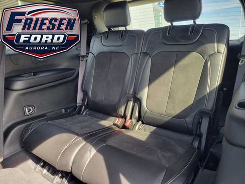 Used 2024 Jeep Grand Cherokee L Laredo AWD/4WD image 26