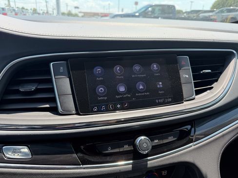 Used 2020 Buick Enclave Preferred FWD image 26