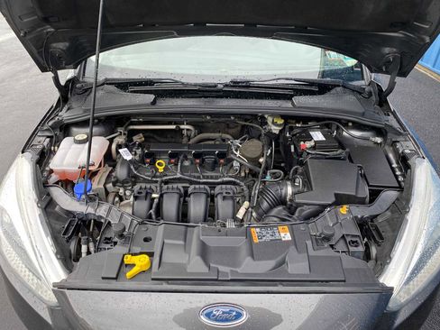 Used 2015 Ford Focus SE image 6