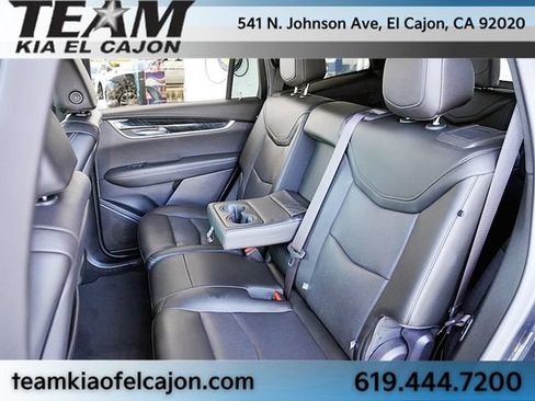 Used 2021 Cadillac XT6 Premium Luxury FWD image 16