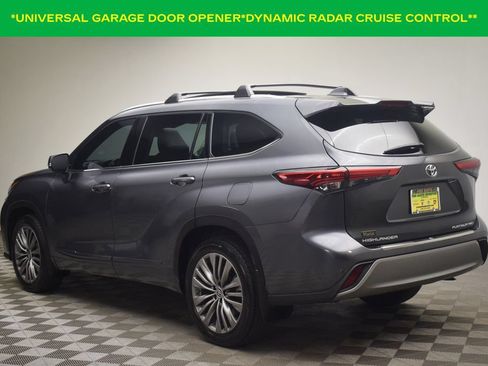 Used 2020 Toyota Highlander Platinum AWD/4WD image 6