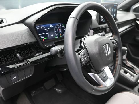 Used 2026 Honda CR-V Sport Touring image 12