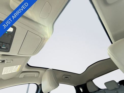 Used 2024 Ford Mustang Mach-E Premium image 22