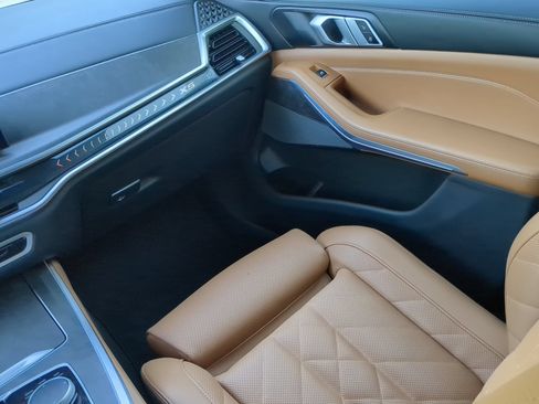 Used 2025 BMW X5 sDrive40i w/ Premium Package RWD image 53