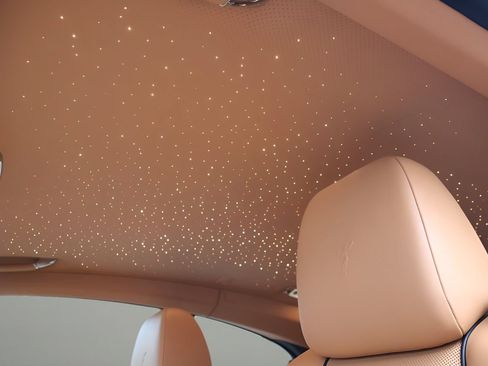 Certified 2019 Rolls-Royce Wraith RWD image 29