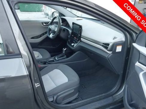 Used 2020 Hyundai Ioniq Blue FWD image 5