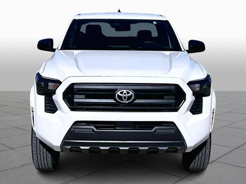Used 2024 Toyota Tacoma SR image 4