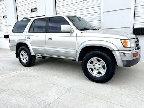 Used 1998 Toyota 4Runner Limited image 2