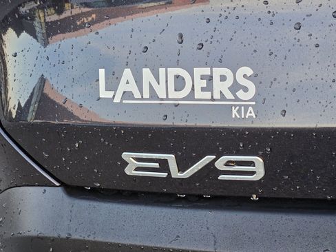 New 2026 Kia EV9 Wind image 37