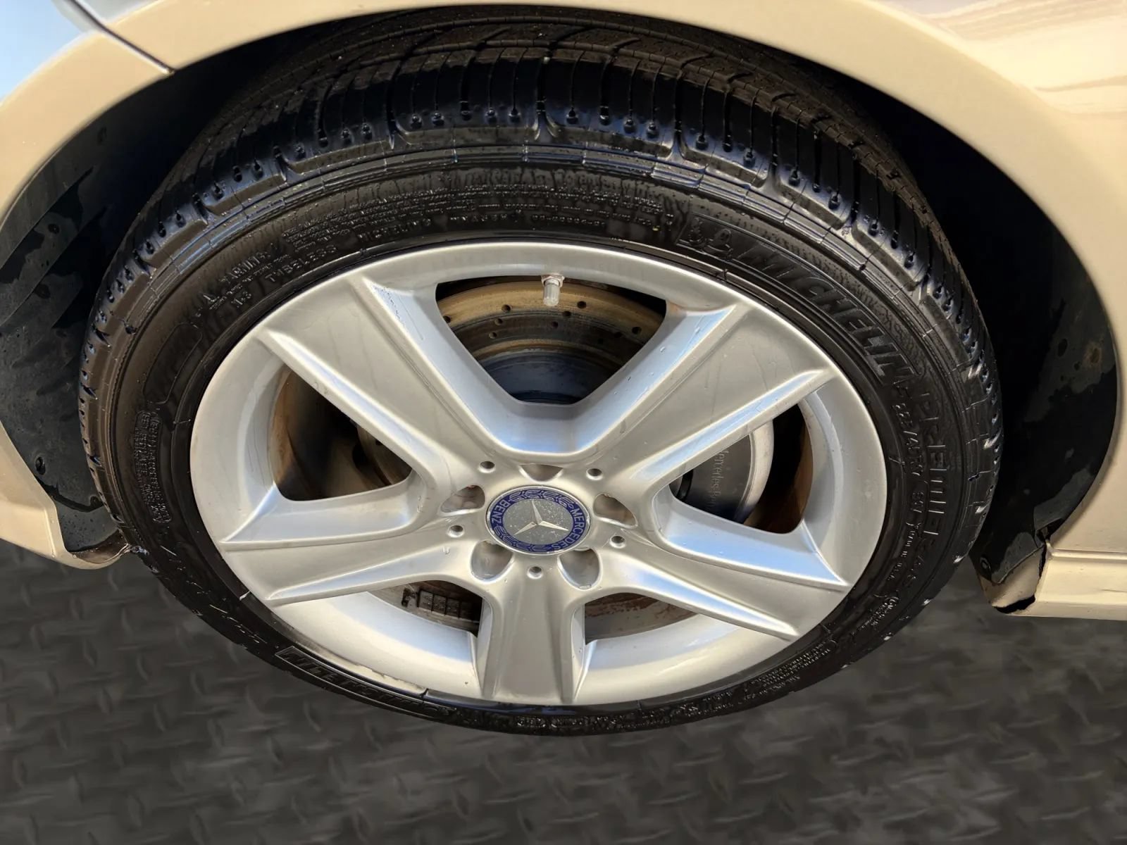 Used 2010 Mercedes-Benz C 300 Sedan image 35