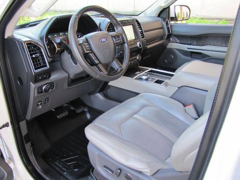 Used 2018 Ford Expedition Max Limited w/ Equipment Group 301A RWD image 13