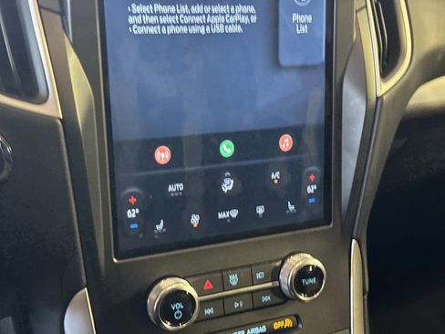 Used 2024 Ford Edge SEL w/ Convenience Package image 20