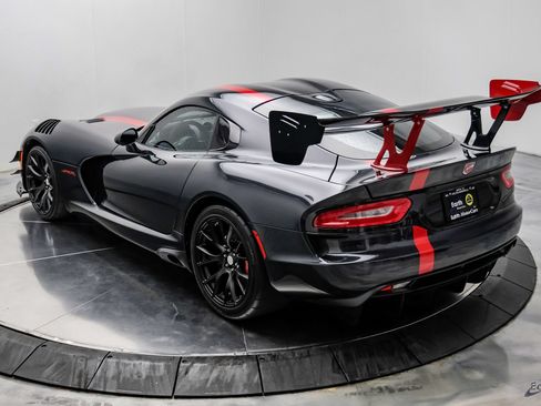 Used 2017 Dodge Viper ACR w/ Extreme Aero Package RWD image 14