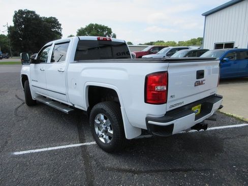 Used 2017 GMC Sierra 3500 Denali w/ Duramax Plus Package image 7