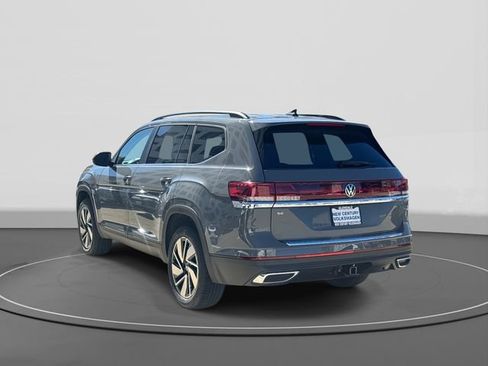New 2026 Volkswagen Atlas SE image 3