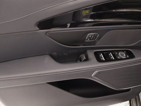 New 2026 Lincoln Nautilus Premier AWD/4WD image 15