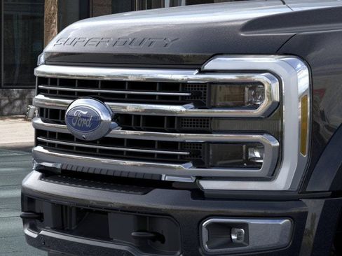 New 2026 Ford F450 Platinum w/ Platinum Plus Package AWD/4WD image 17