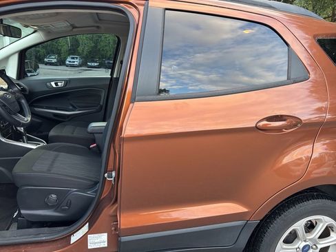Used 2018 Ford EcoSport SE w/ SE Convenience Package FWD image 12