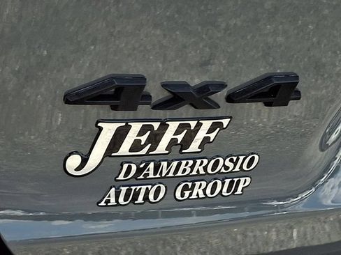 Certified 2019 Jeep Cherokee Latitude Plus w/ Cold Weather Group AWD/4WD image 35