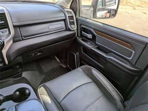 Used 2024 RAM 2500 Laramie image 17