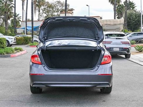 Used 2020 Honda Accord LX image 9