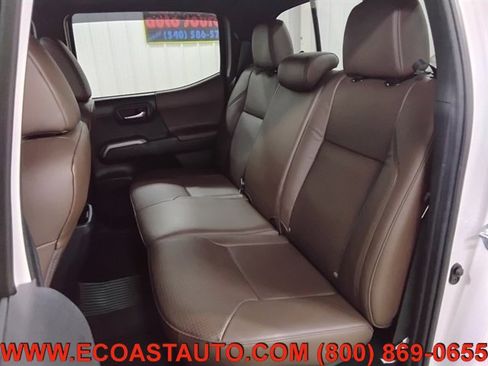 Used 2023 Toyota Tacoma Limited image 13